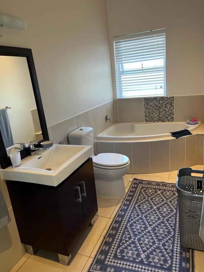 Behrs Lair Luxury Simons Town *